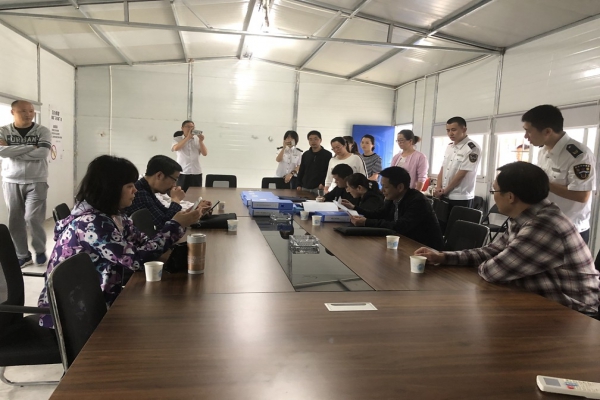 浙江省“無欠薪”創(chuàng)建驗收組來我公司項目部檢查