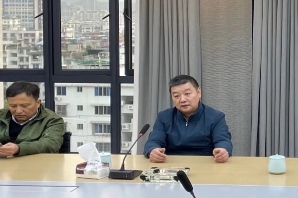 麗水市建設(shè)局黨組書記、局長鐘小松一行到浙江中立建設(shè)有限公司走訪